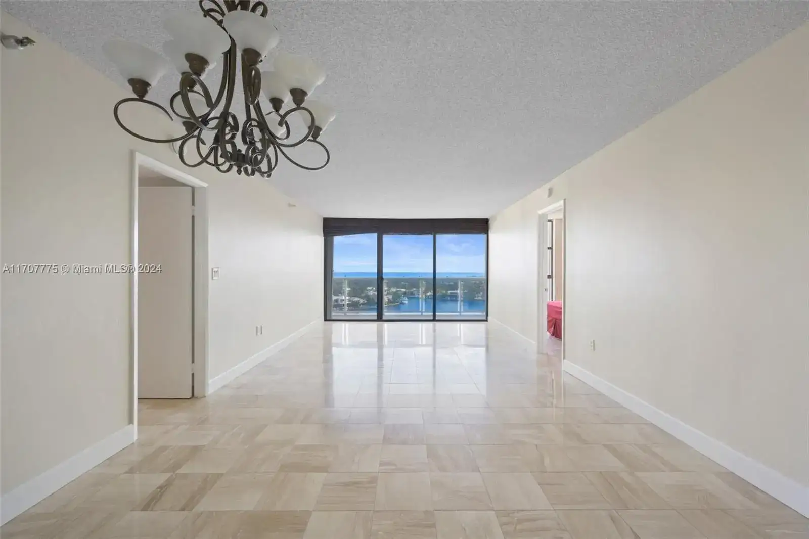 20505 E Country Club Dr # 1434, Aventura FL 33180 photo 2