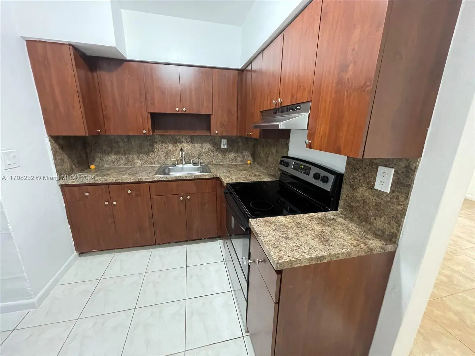 17380 NE 4th Pl # 17380, North Miami Beach FL 33162
