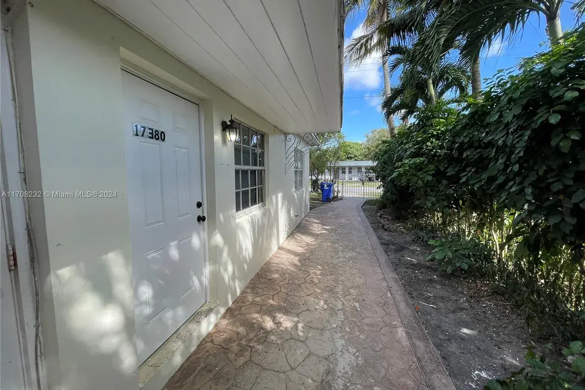17380 NE 4th Pl # 17380, North Miami Beach FL 33162
