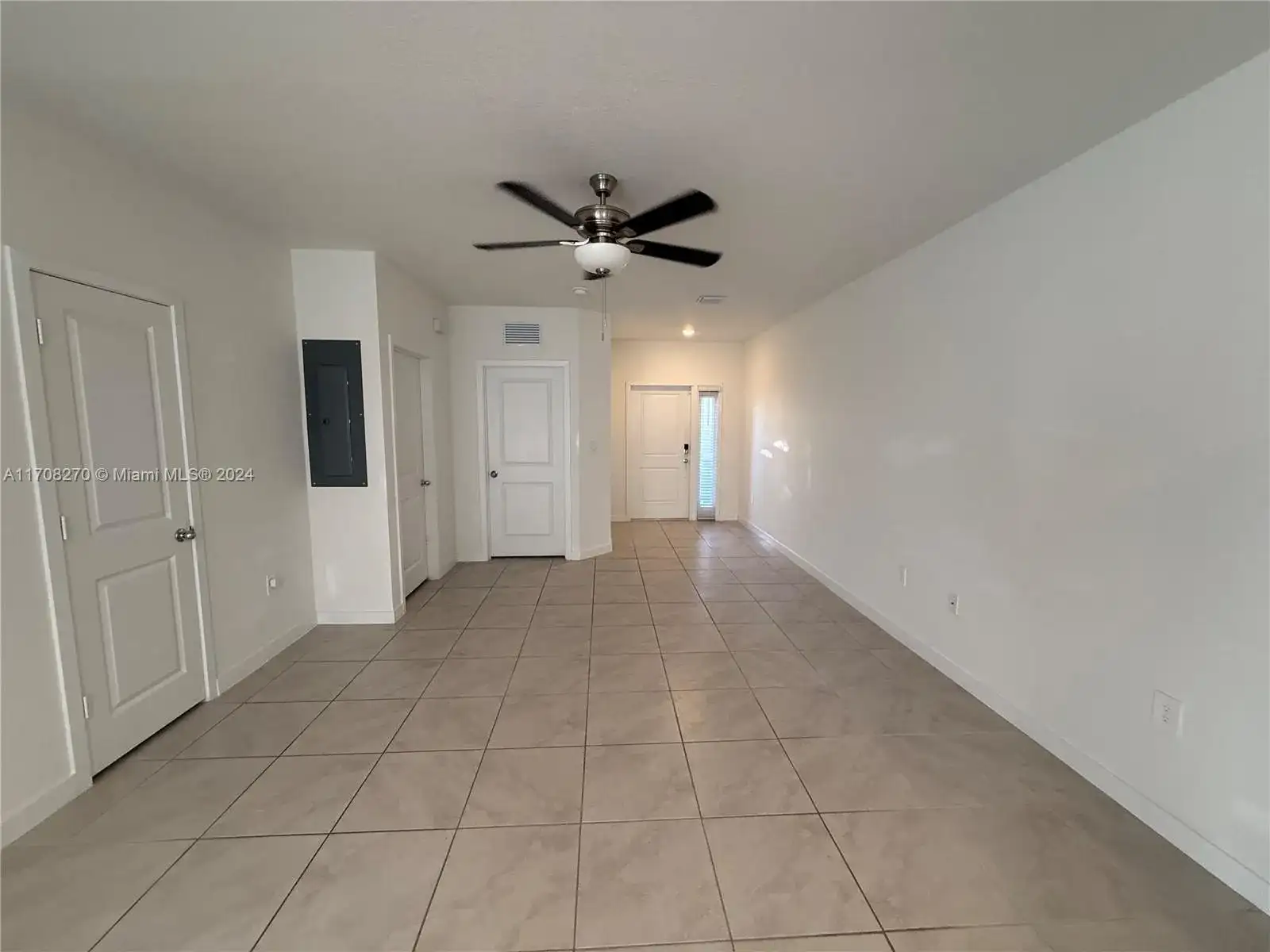 434 NE 13th St, Florida City FL 33034 photo 5