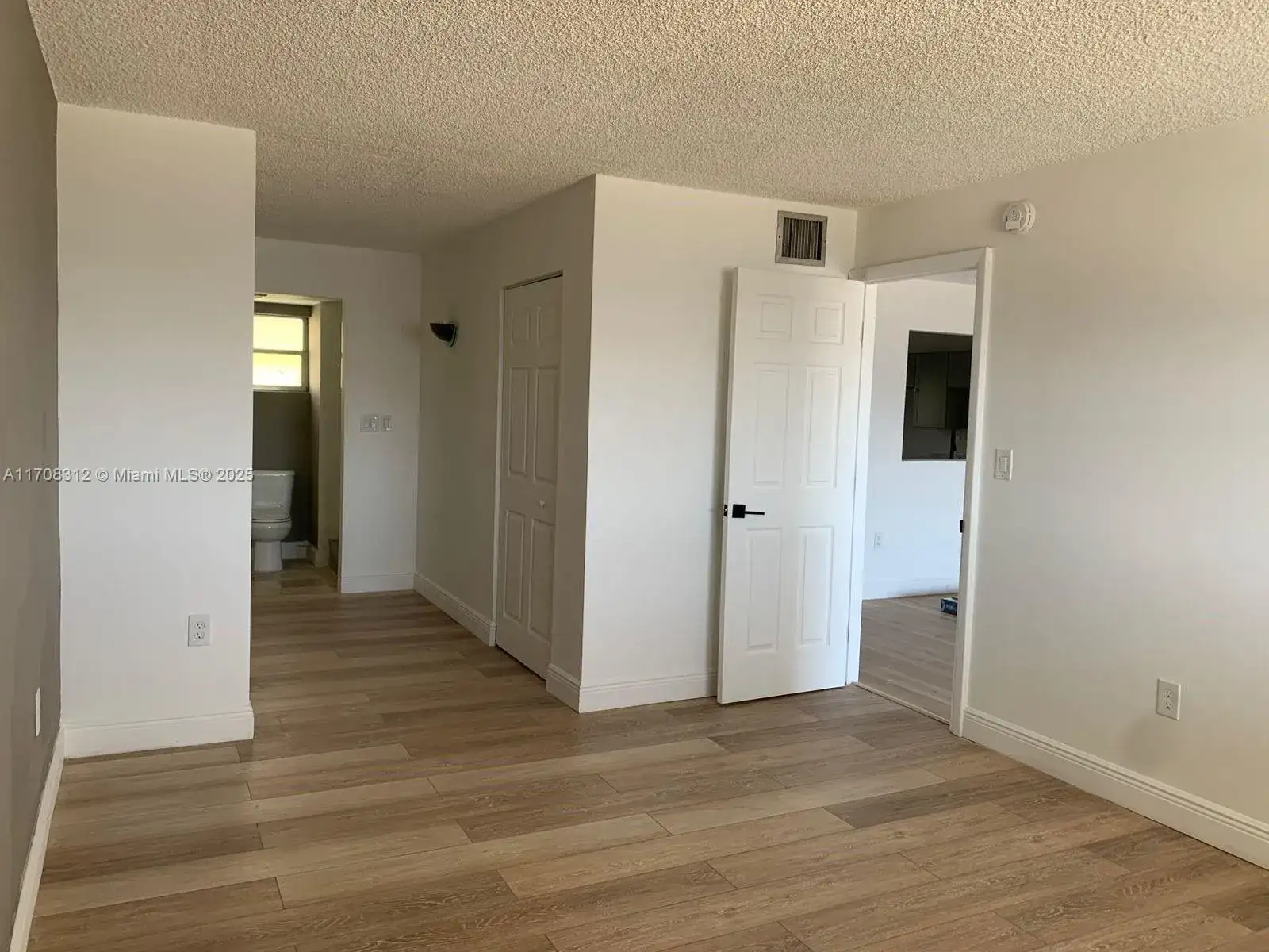 3600 NE 170th St # 402, North Miami Beach FL 33160 photo 5