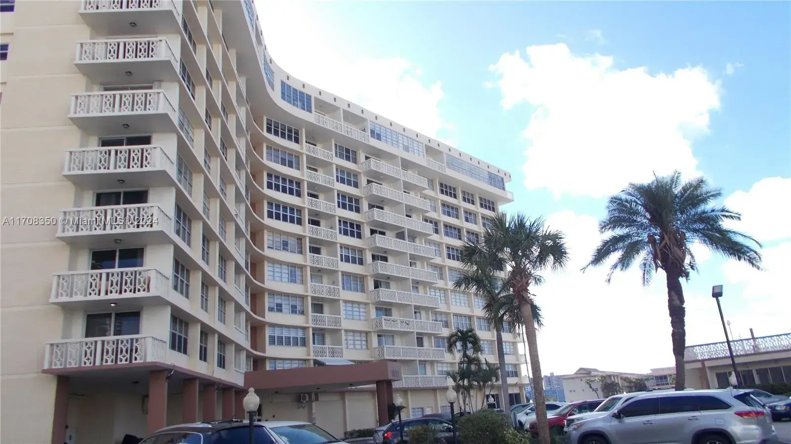 1817 S Ocean Dr # 717, Hallandale Beach FL 33009