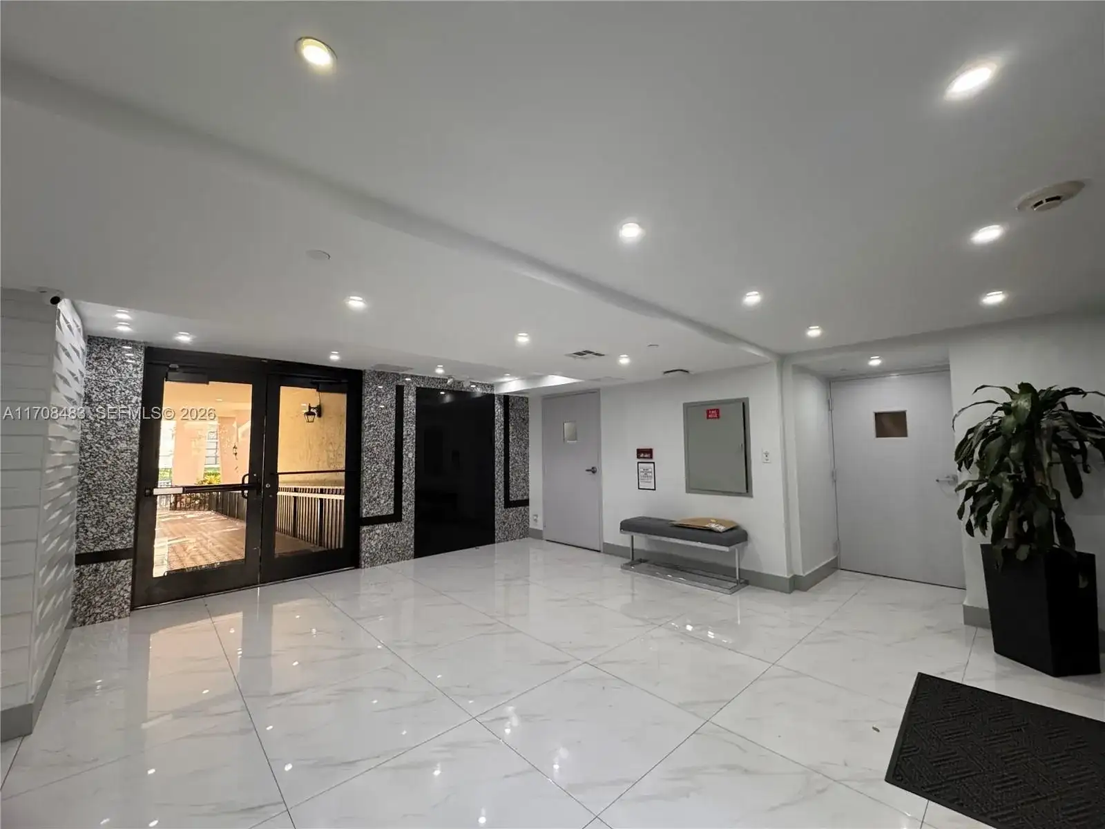 16919 N Bay Rd # 117, Sunny Isles Beach FL 33160 photo 2