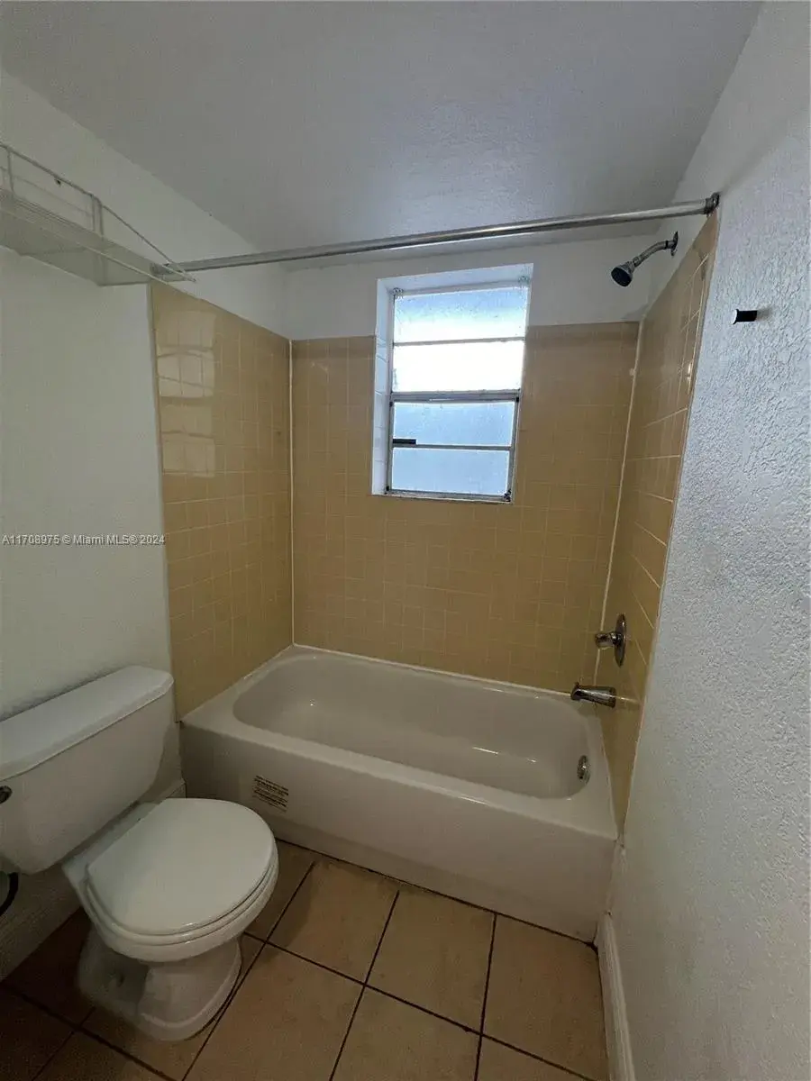 17255 SW 95th ave # 260, Palmetto Bay FL 33157