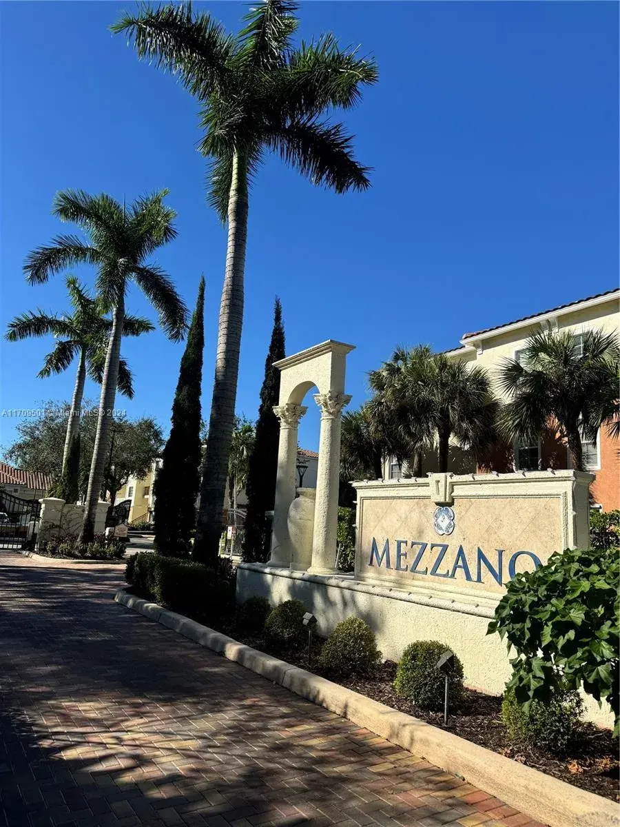 9887 Baywinds Dr # 4305, West Palm Beach FL 33411