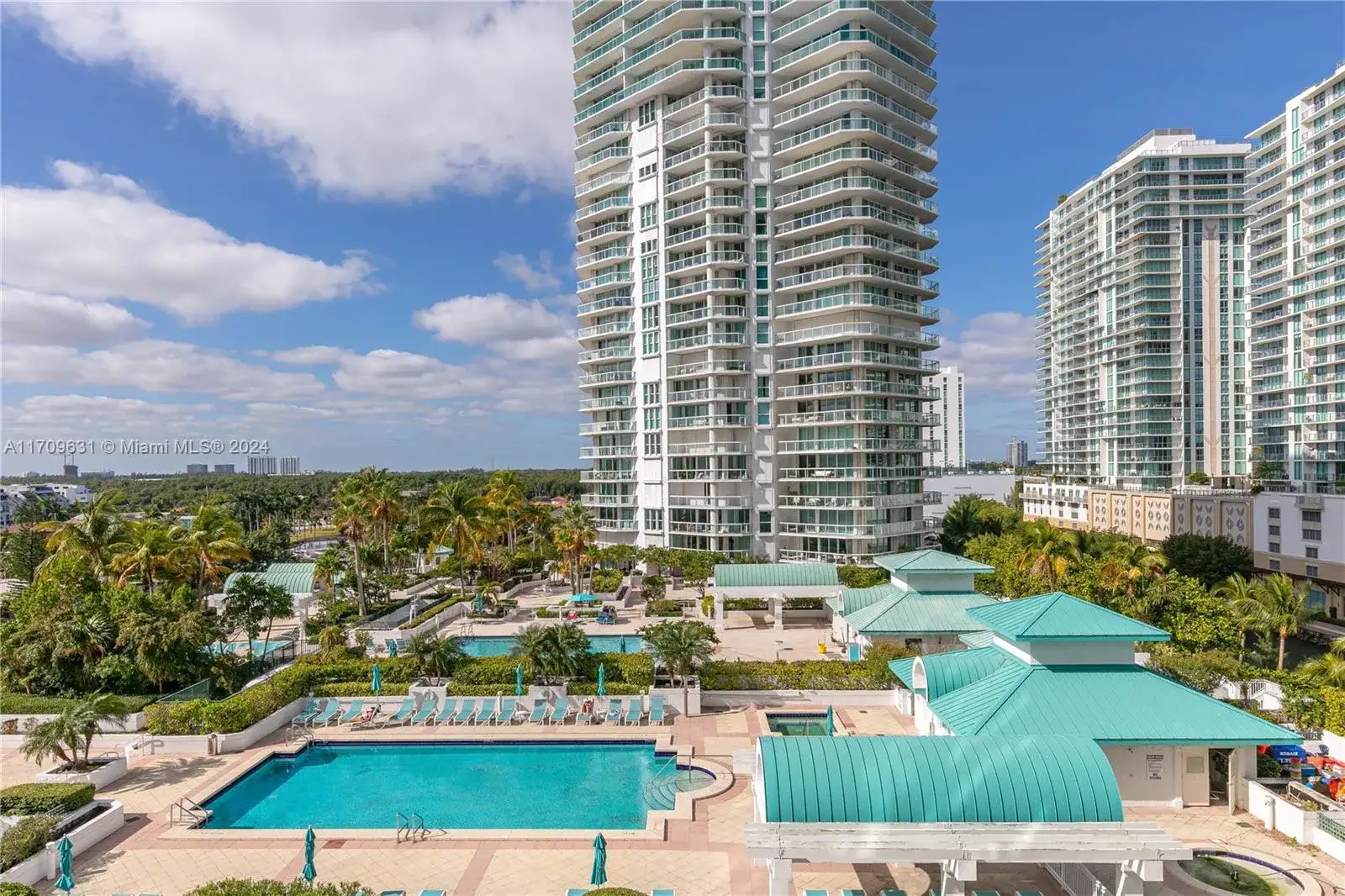 16400 Collins Ave # 745, Sunny Isles Beach FL 33160 photo 4