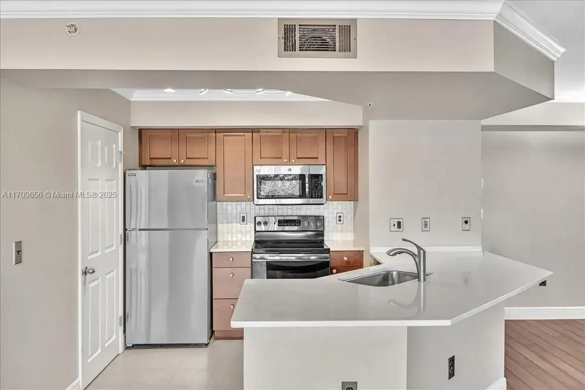 3659 NW Adriatic Ln # 305, Jensen Beach FL 34957 photo 3
