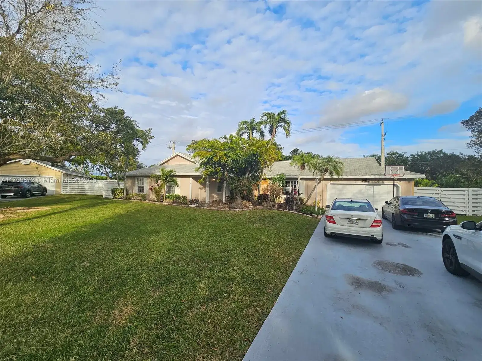 14461 SW 152nd Ct, Miami FL 33196 photo 2