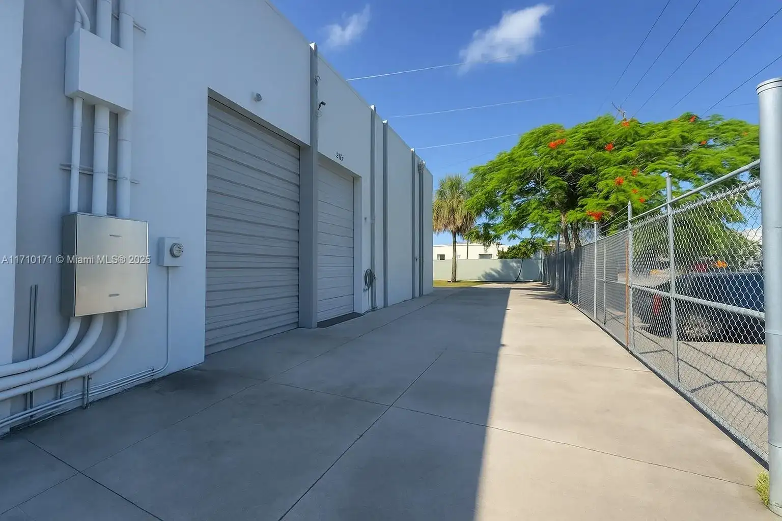 4201 NW 37th Ct # 3728, Hialeah FL 33142 photo 2