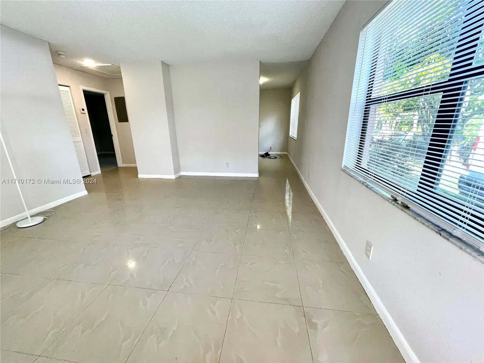 247 SW 7th St # 247, Dania Beach FL 33004
