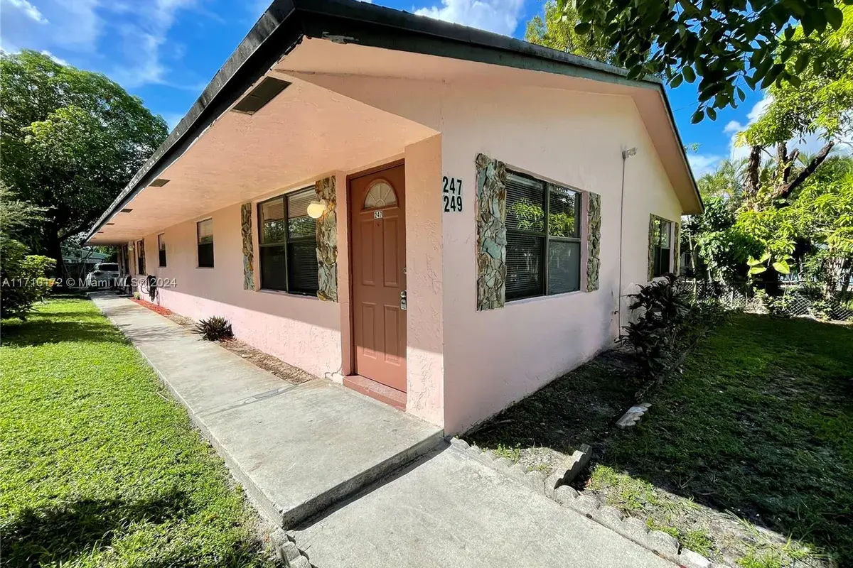 247 SW 7th St # 247, Dania Beach FL 33004