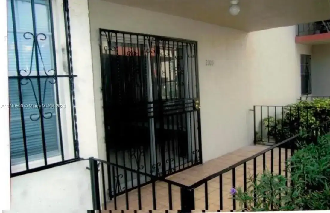 1800 SW 25th St # 2109, Miami FL 33133 photo 3