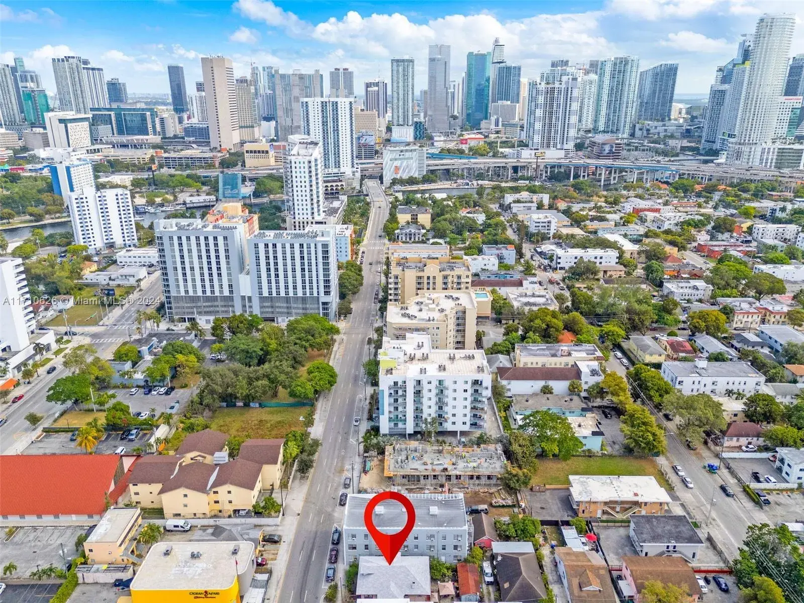 676 SW 1st St, Miami FL 33130