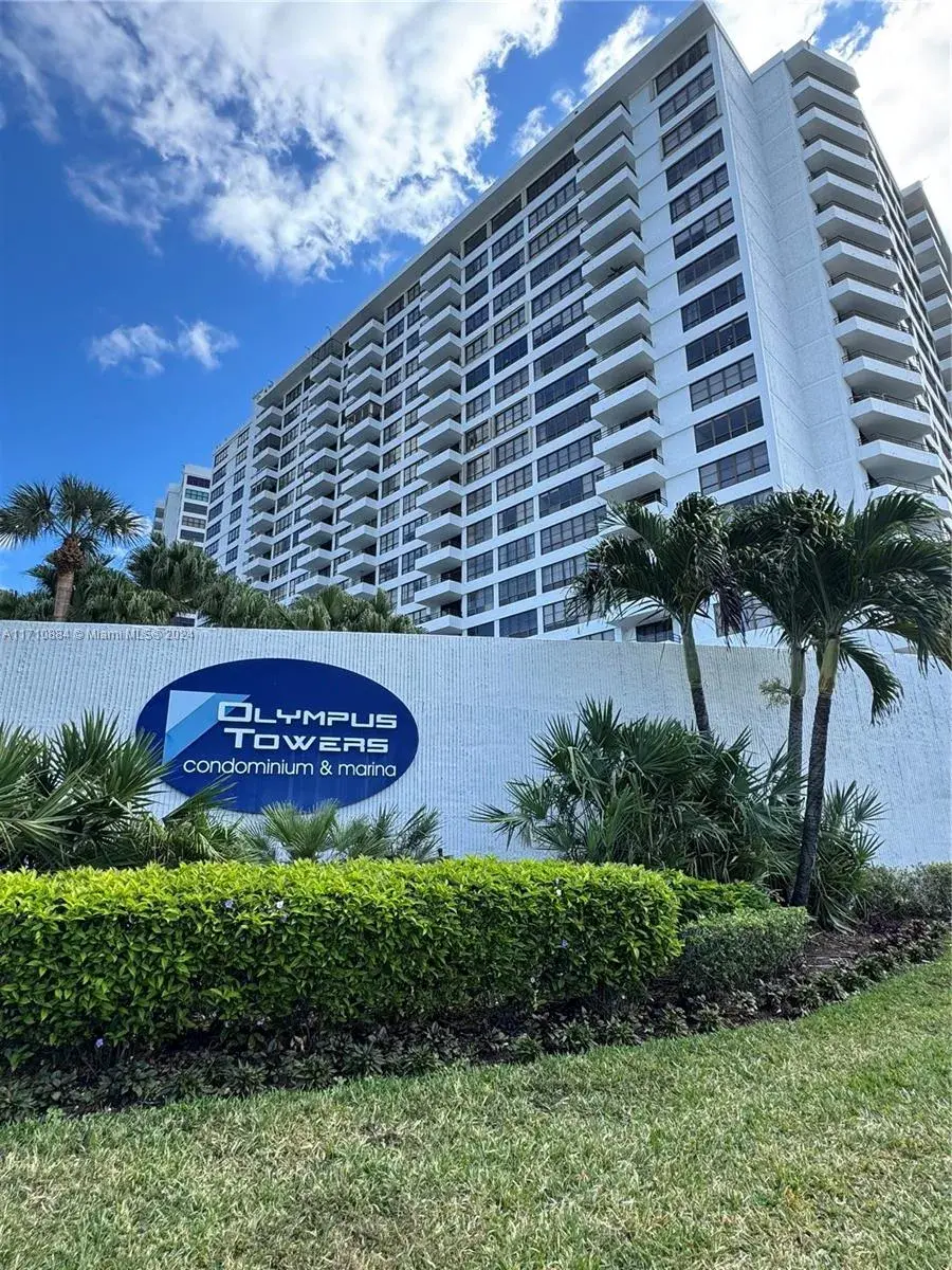 600 Three Islands Blvd # 901, Hallandale Beach FL 33009