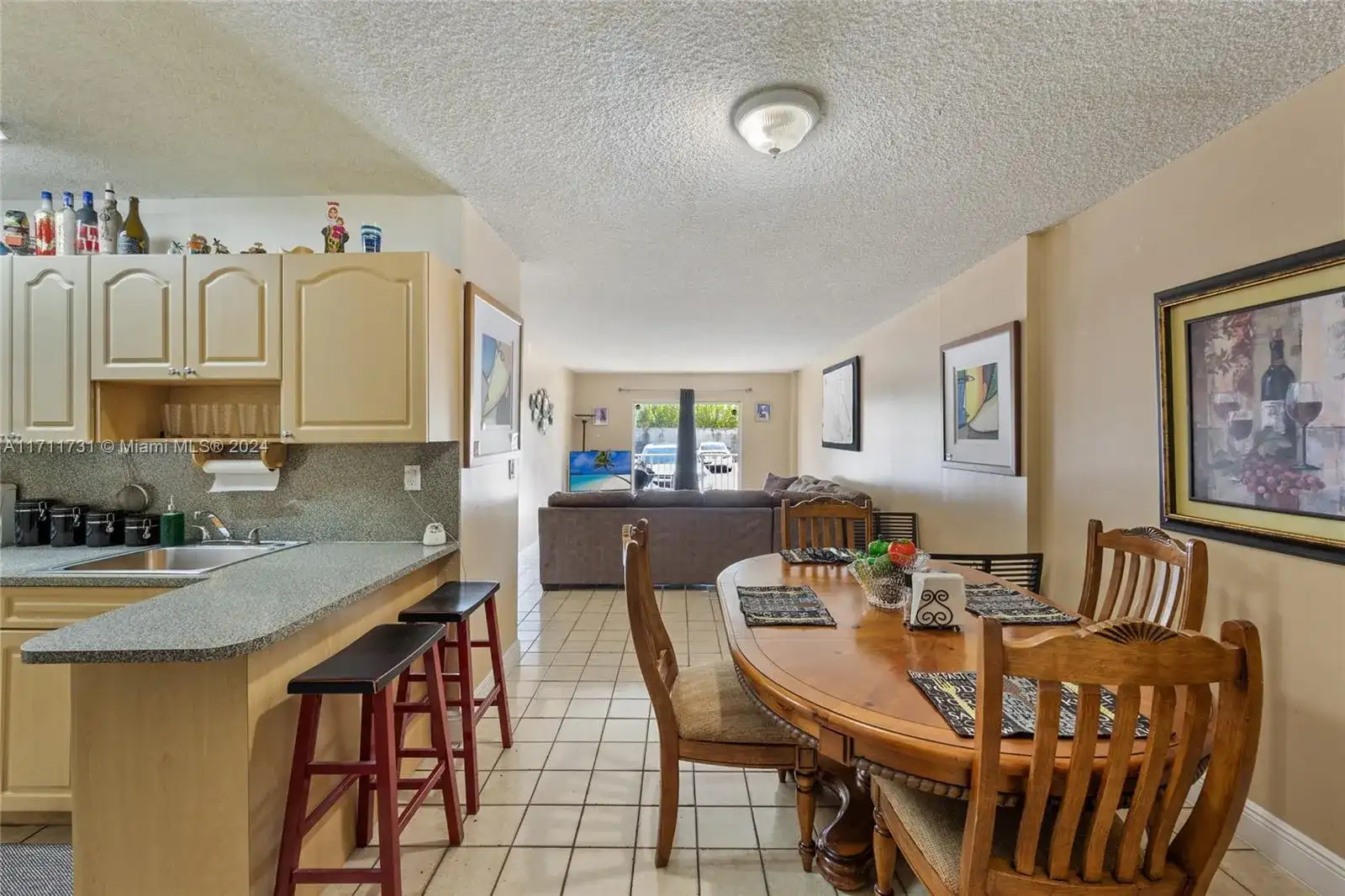 16465 NE 22nd Ave # 120, North Miami Beach FL 33160 photo 2