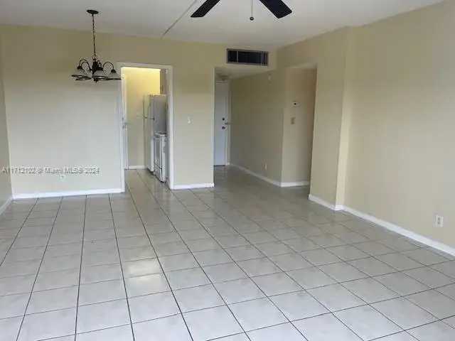 1831 NE 38th St # 406, Oakland Park FL 33308 photo 5