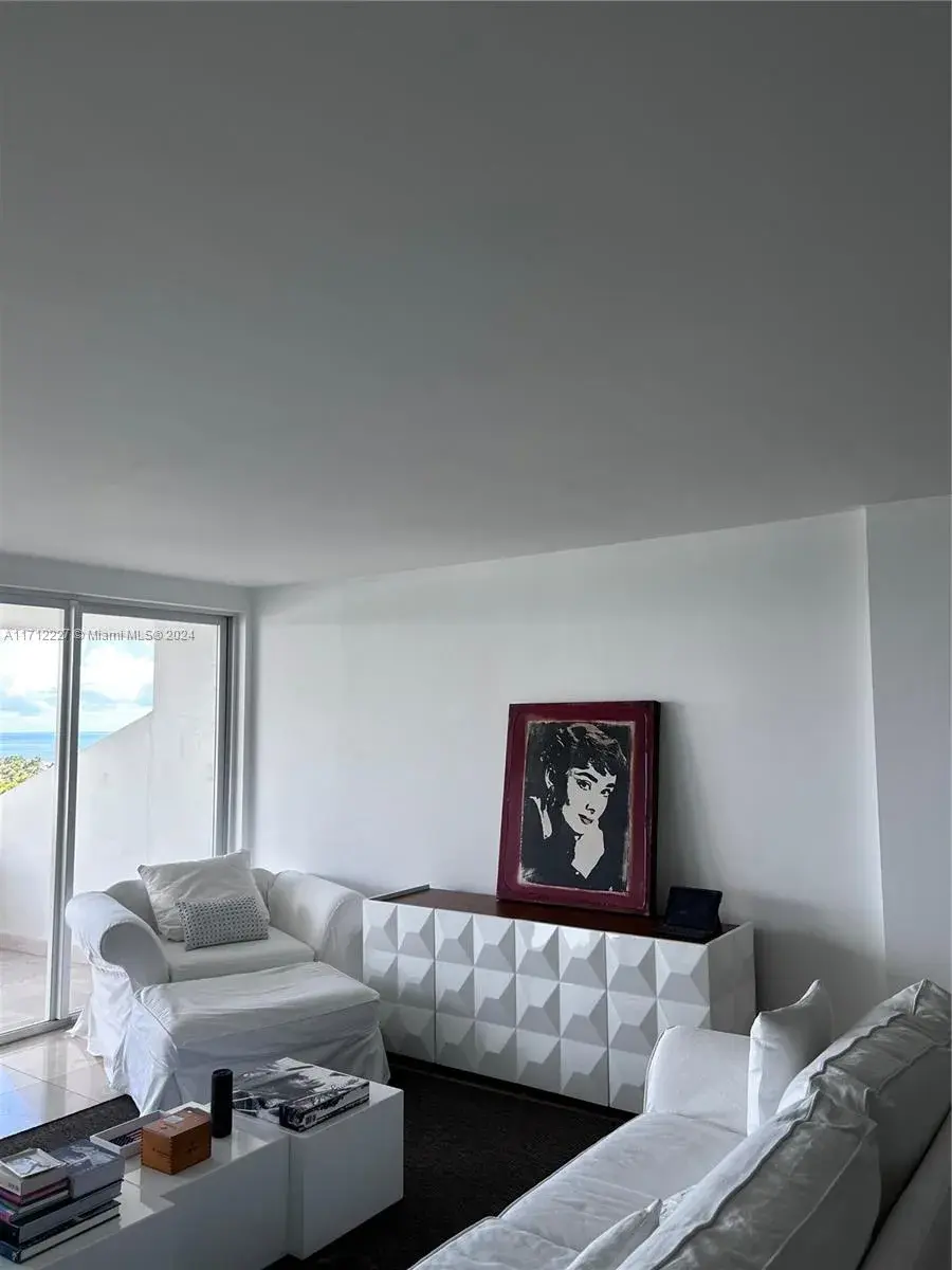 177 Ocean Lane Dr # 1206, Key Biscayne FL 33149