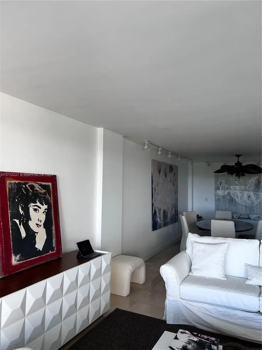 177 Ocean Lane Dr # 1206, Key Biscayne FL 33149