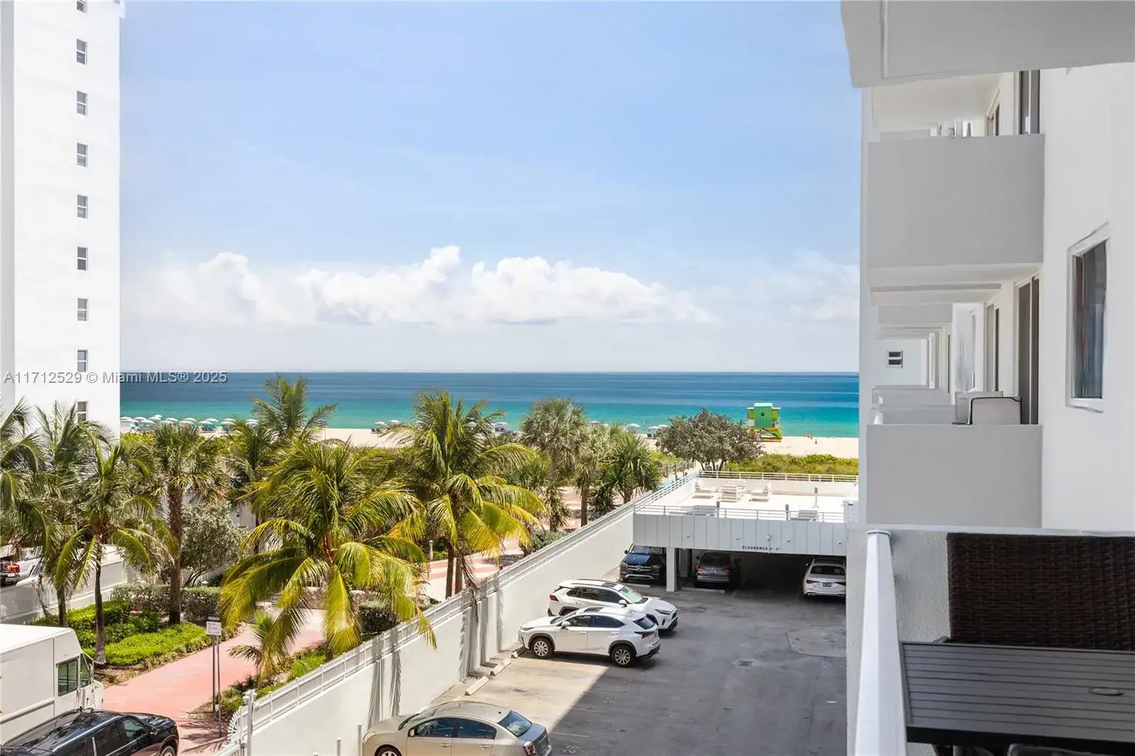 1 bedroom 1 bath Residential for sale at 345 Ocean Dr # 424, Miami Beach FL 33139