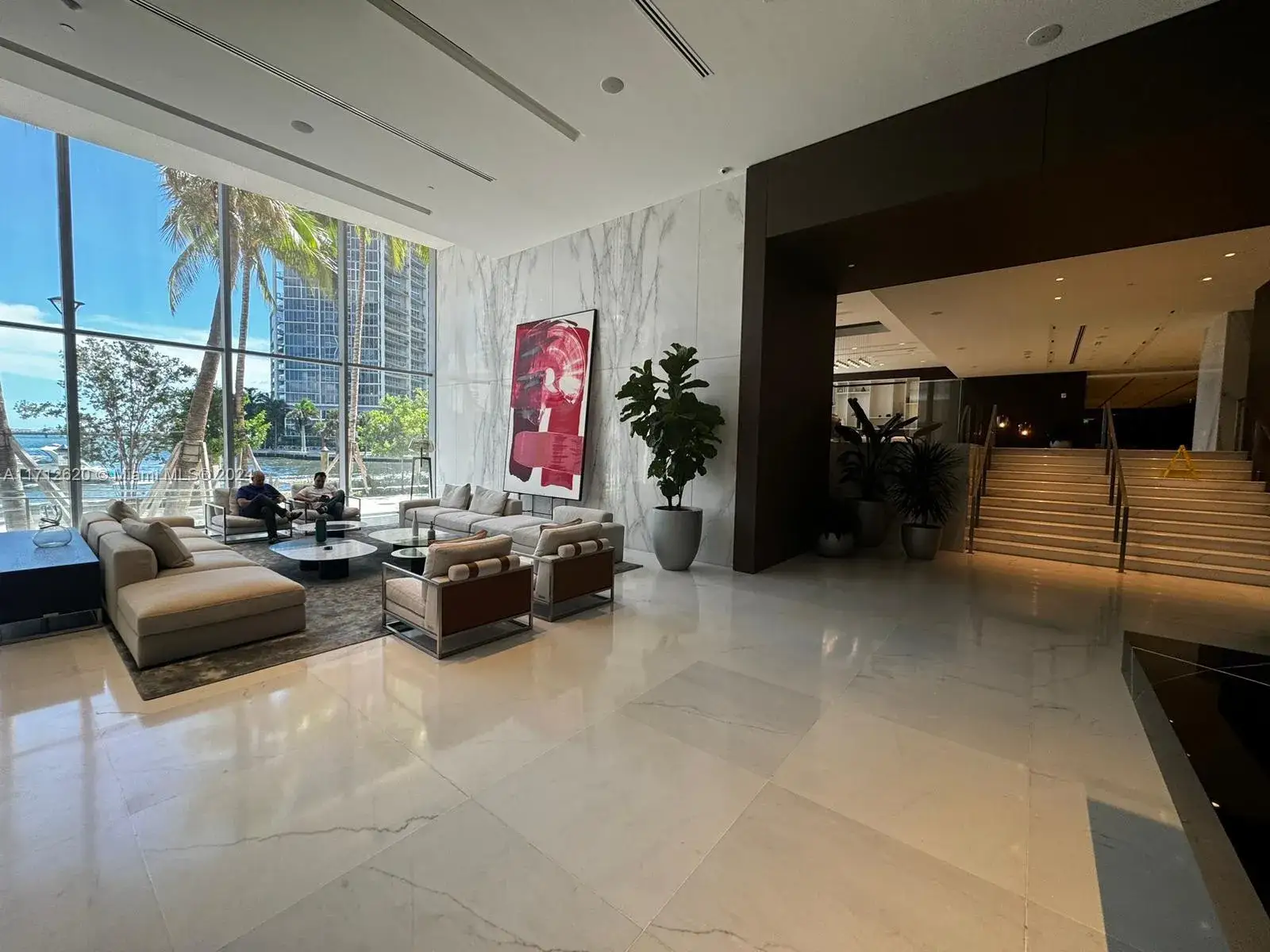 1 bedroom 1 bath Residential for sale at 300 Biscayne Boulevard Way # 1806, Miami FL 33131