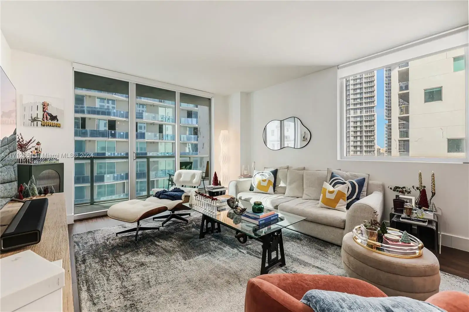 55 SE 6th St # 3407, Miami FL 33131 photo 4