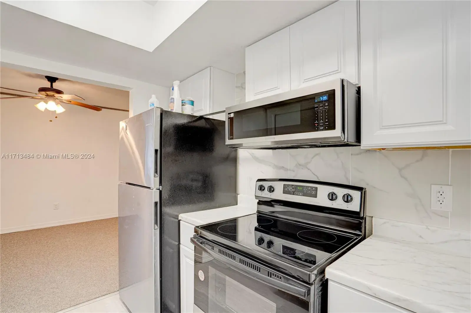26 NW 170th St # 0, North Miami Beach FL 33169