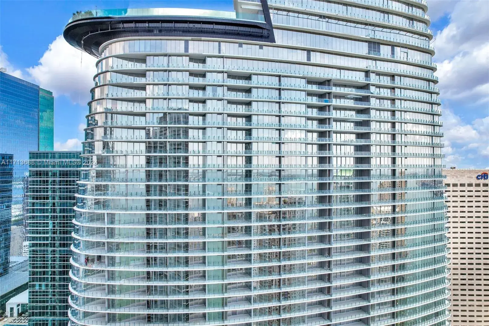 3 bedroom 4 bath Residential for sale at 300 Biscayne Blvd Way # 4303, Miami FL 33131