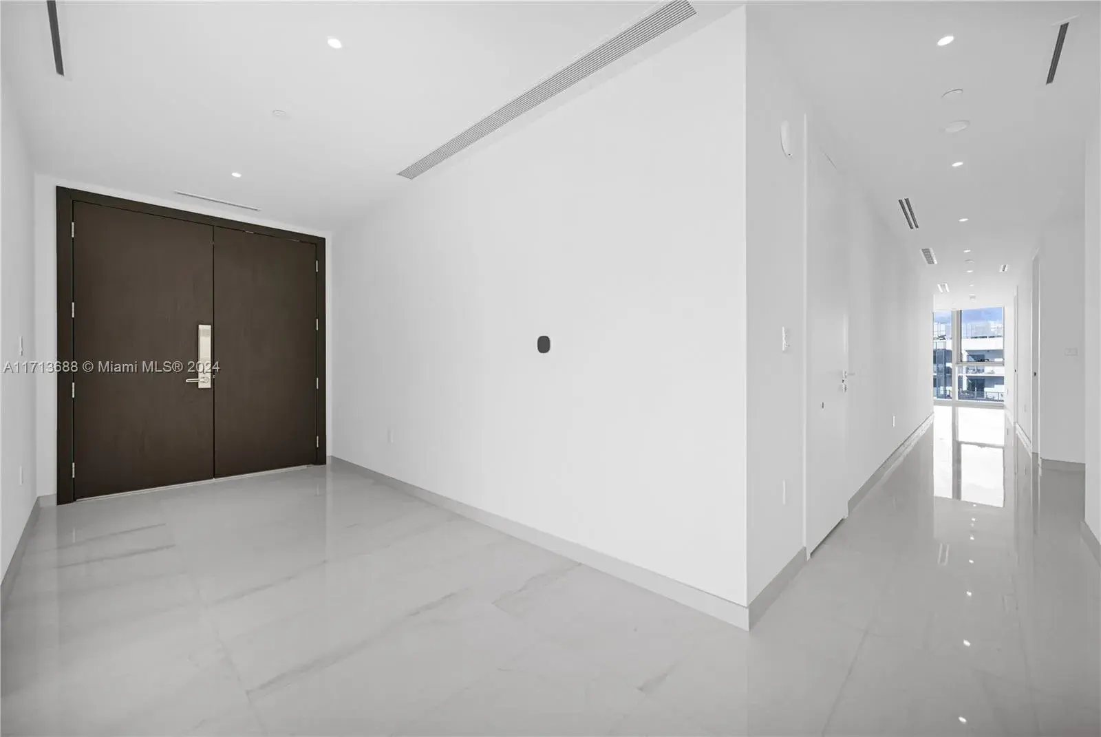 300 Biscayne Blvd Way # 4303, Miami FL 33131