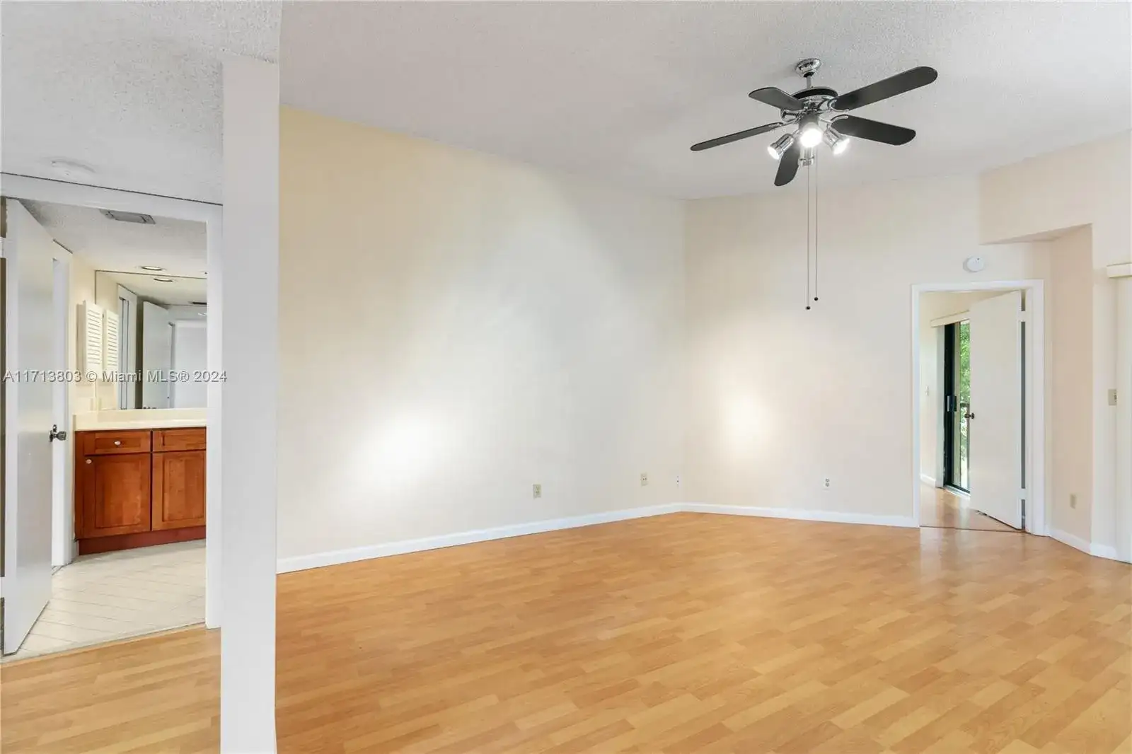 8140 NW 17th Mnr # 8140, Plantation FL 33322 photo 5