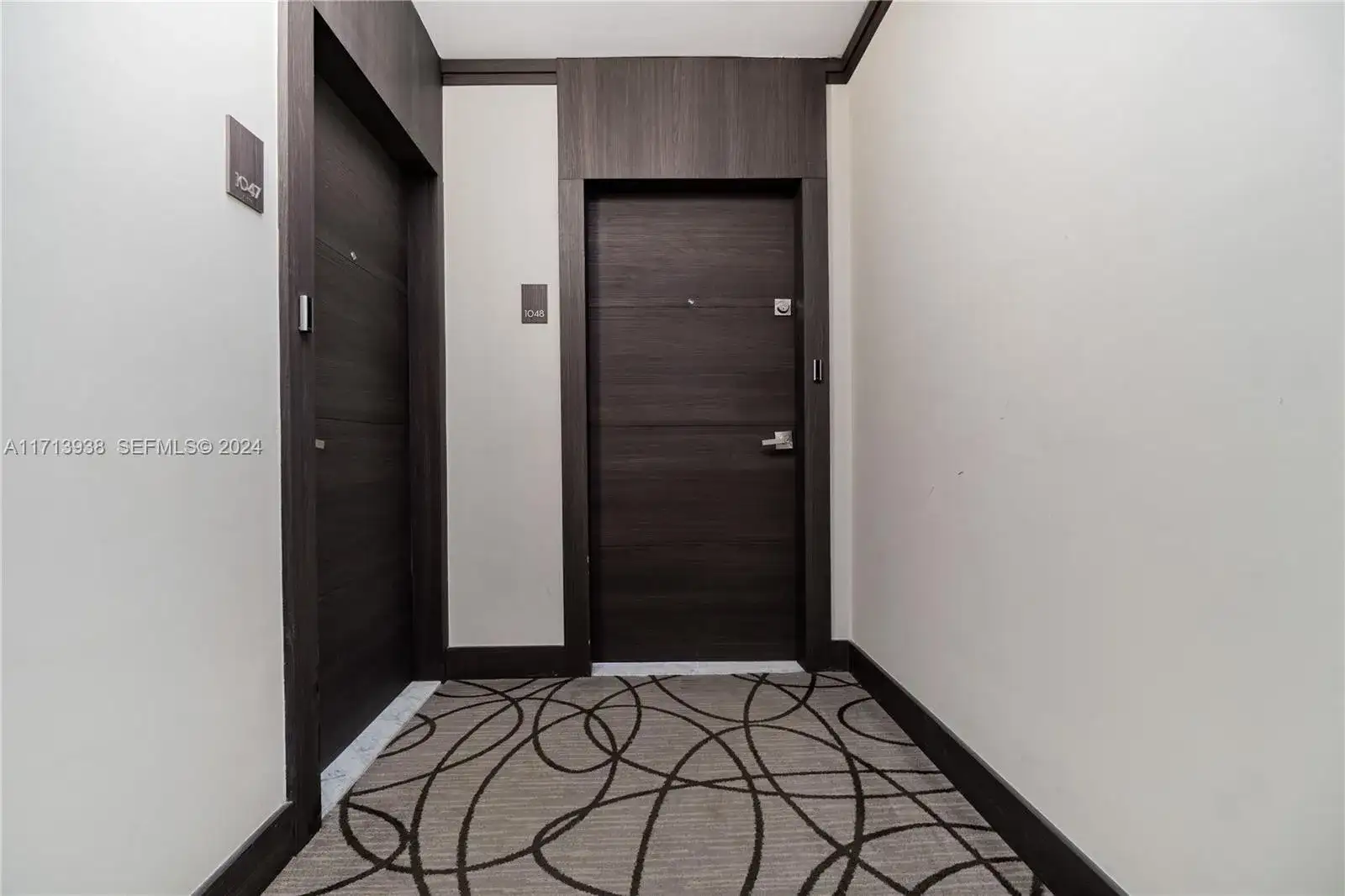20515 E Country Club Dr # 1048, Aventura FL 33180 photo 2
