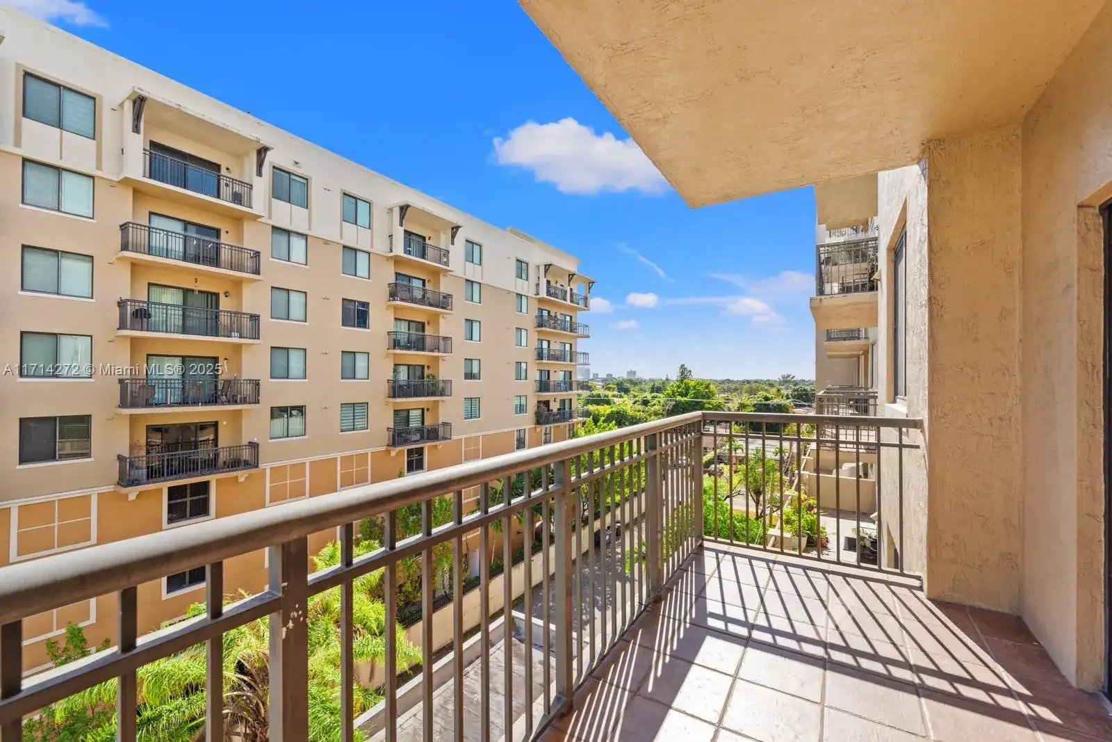 3590 Coral Way # 604, Miami FL 33145 photo 2
