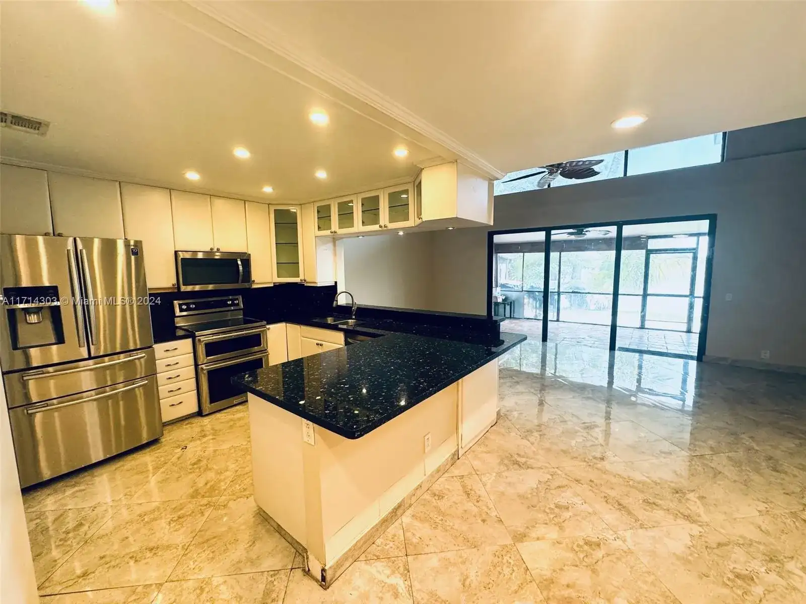 2701 SW 58th Mnr # C, Dania Beach FL 33312 photo 3