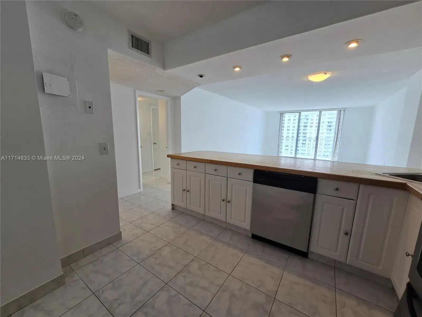 2851 NE 183rd St # 1010E, Aventura FL 33160 photo 5