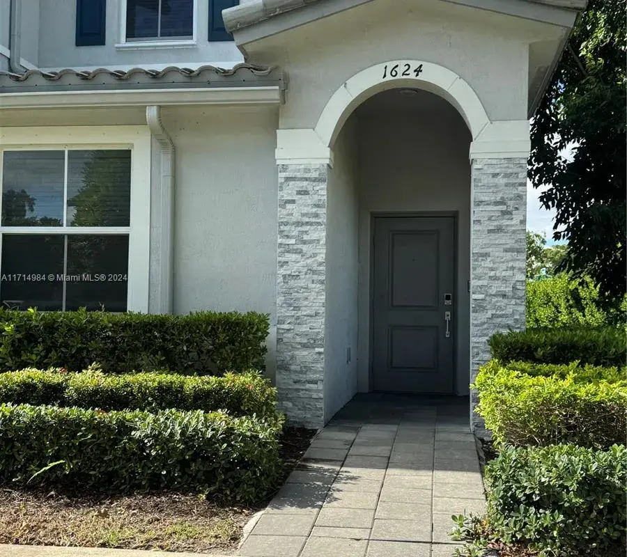 1624 SE 27th Ter # 0, Homestead FL 33035