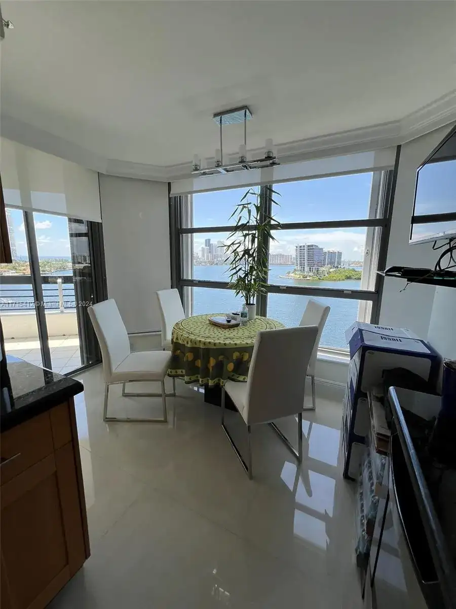 3530 Mystic Pointe Dr # 1215, Aventura FL 33180 photo 3
