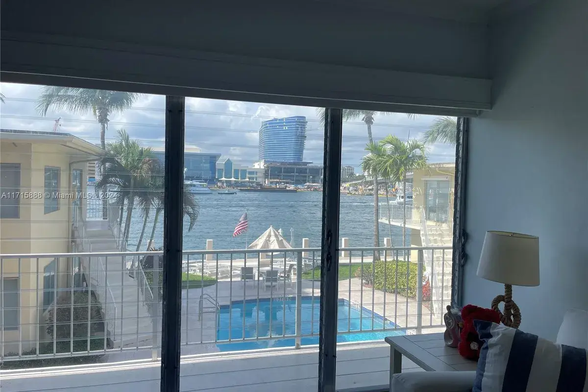1775 Harbourview Dr # 11, Fort Lauderdale FL 33316