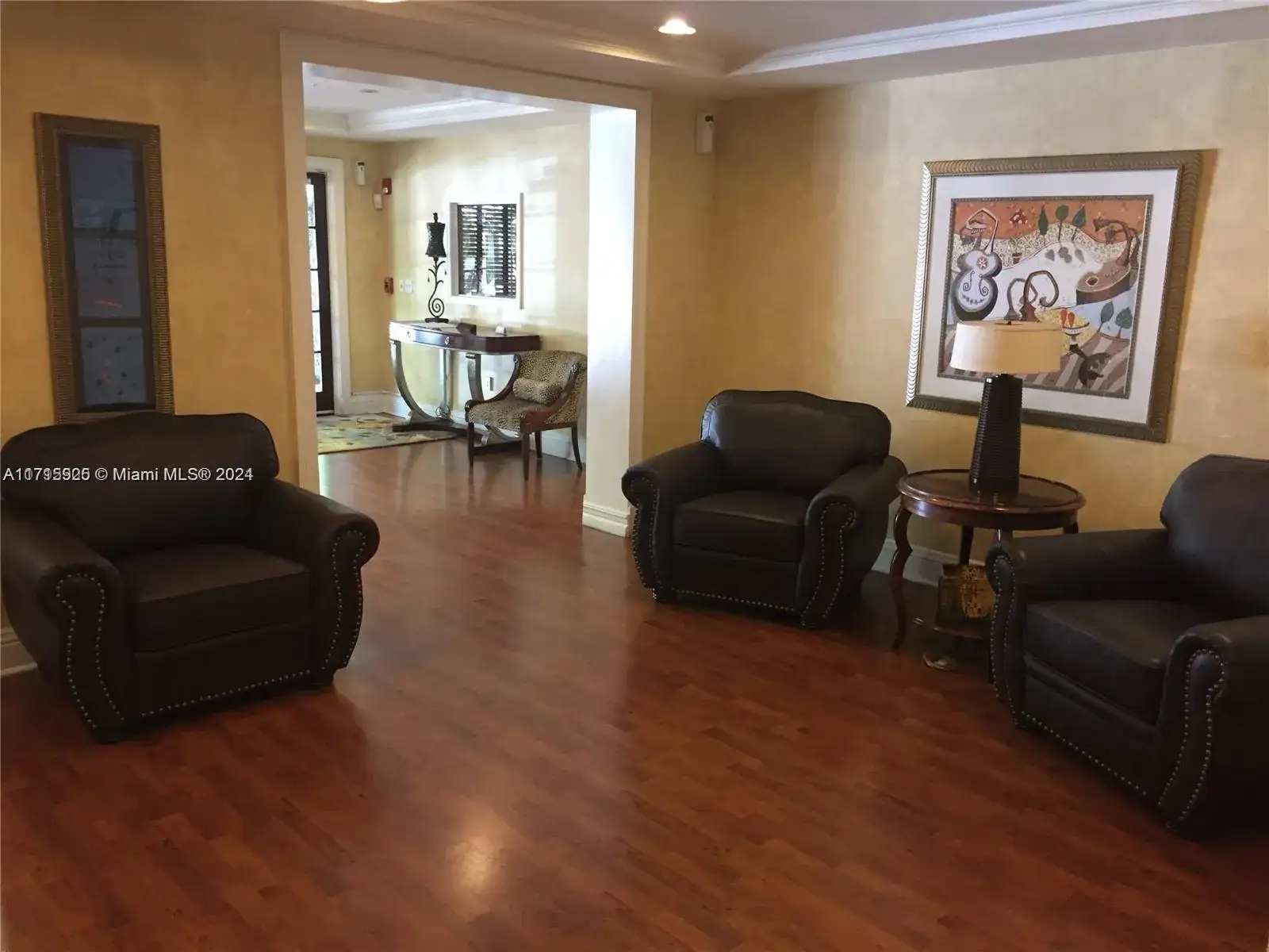1919 Van Buren St, Hollywood FL 33020 photo 2