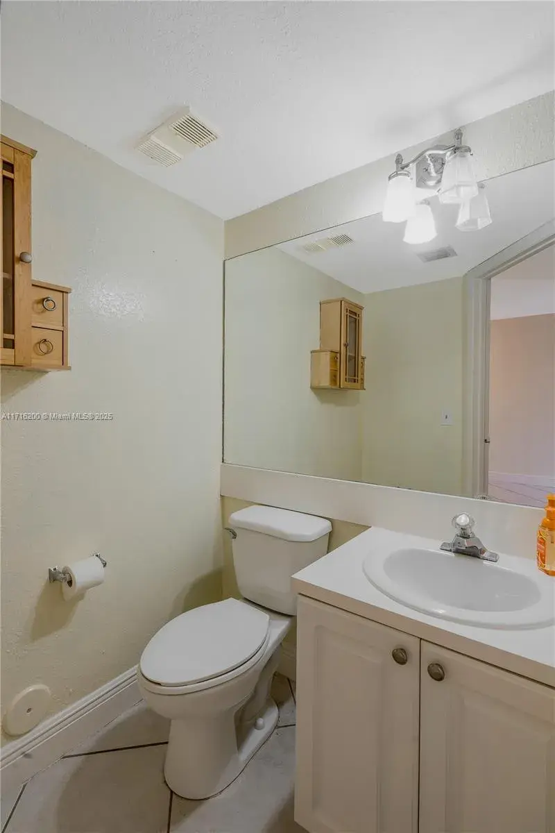 15545 N Miami Lakeway N # 102, Miami Lakes FL 33014