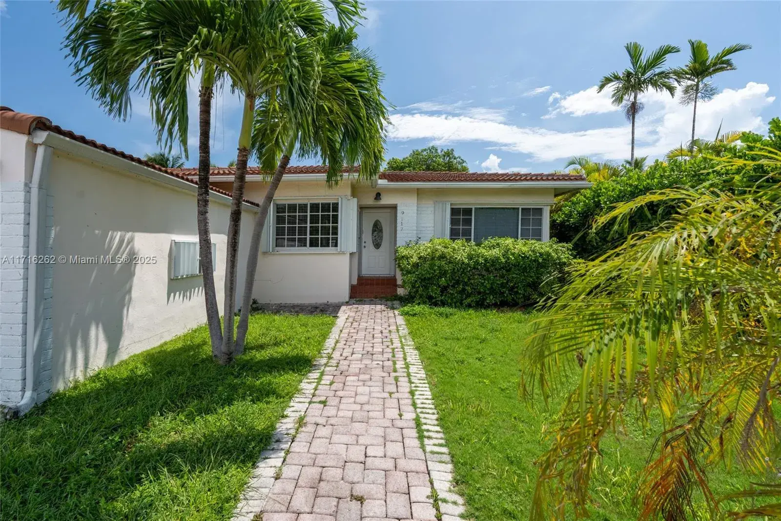 9117 Emerson Ave, Surfside FL 33154