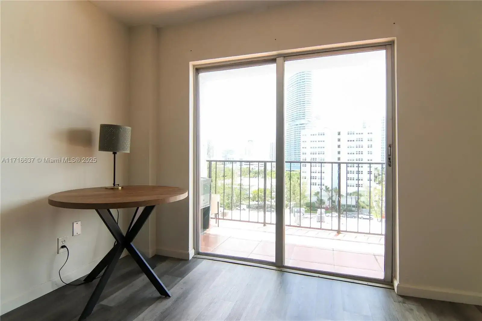 899 West Ave # 8D, Miami Beach FL 33139 photo 2