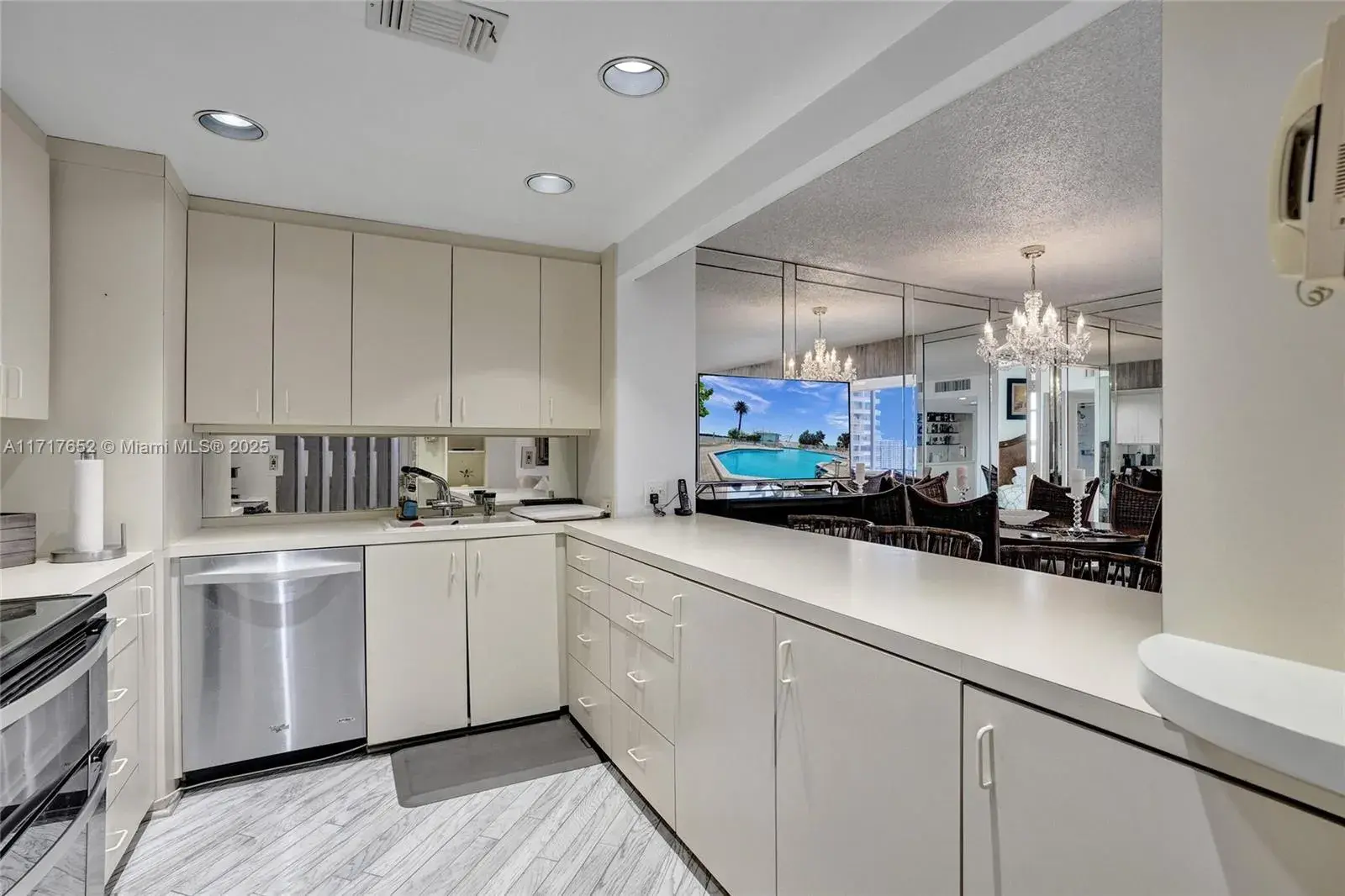 11111 Biscayne Blvd # 19F, Miami FL 33181