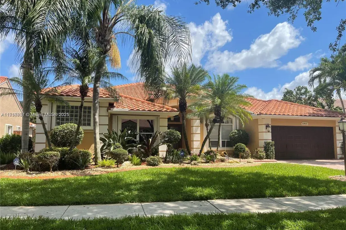10807 Charleston Pl, Cooper City FL 33026