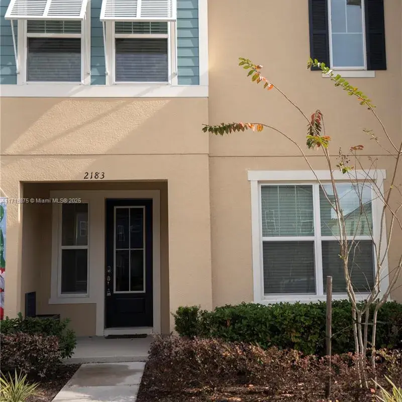 2183 COOPER BELL PL # 2183, Kissimmee FL 34747