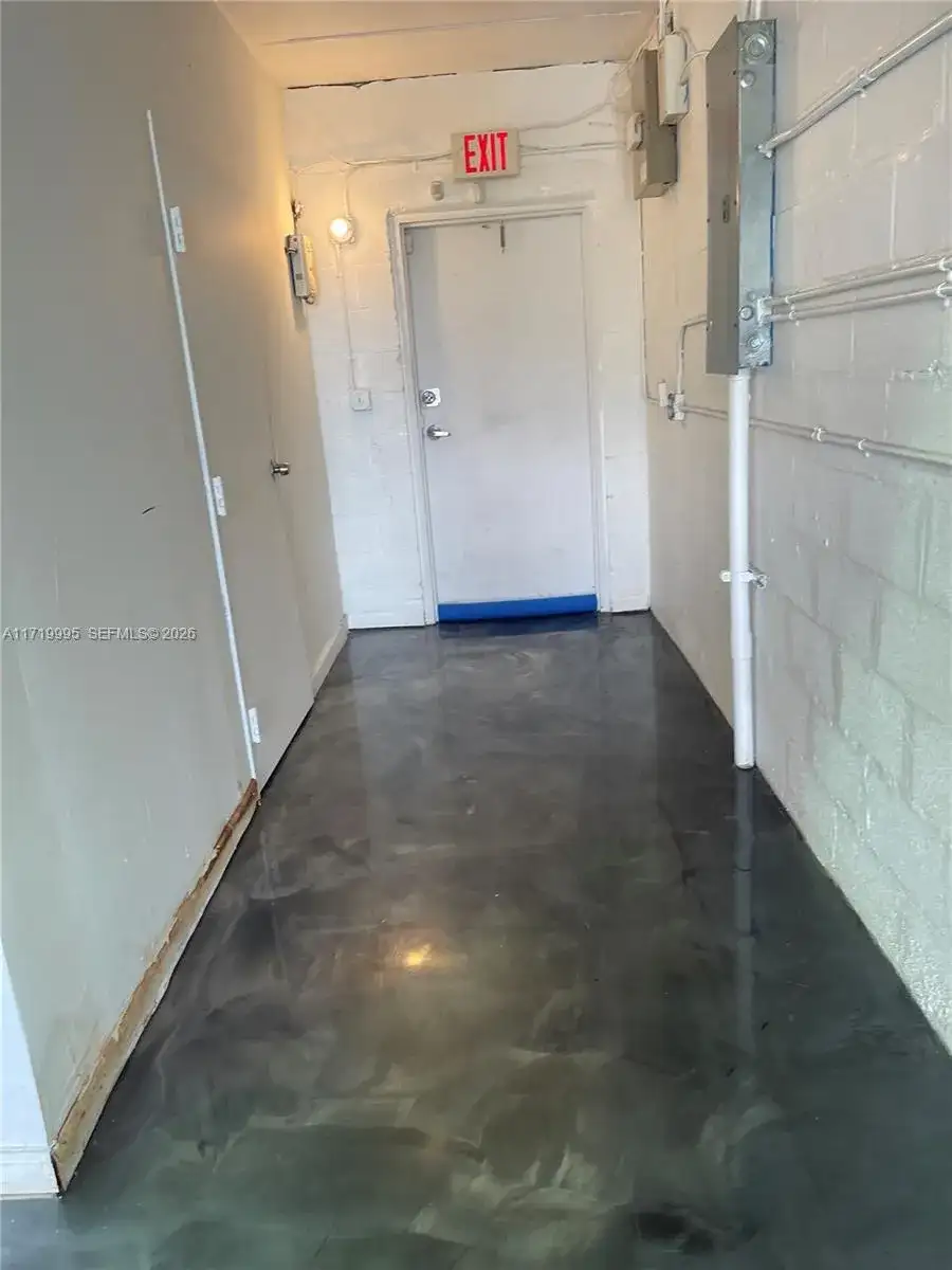 20200 NW 2nd Ave # C10, Miami Gardens FL 33169 photo 3