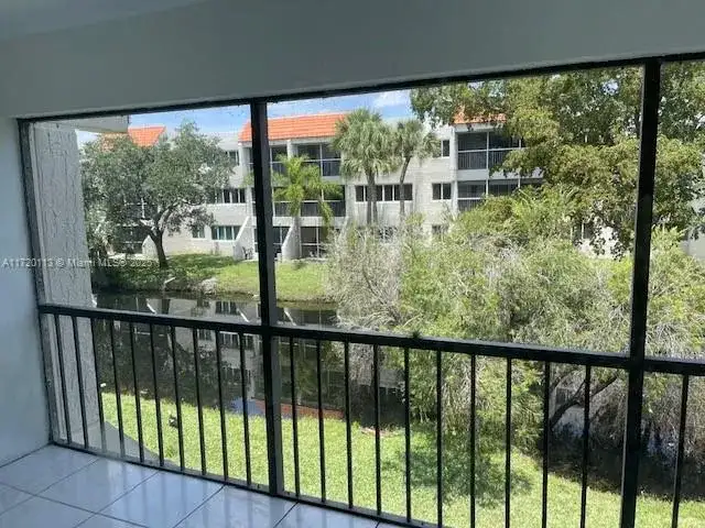 301 Racquet Club Rd # 201, Weston FL 33326 photo 3