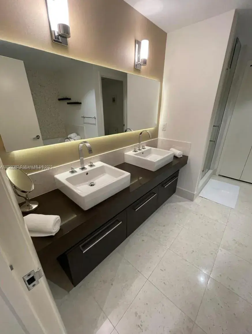 17121 Collins Ave # 3703, Sunny Isles Beach FL 33160
