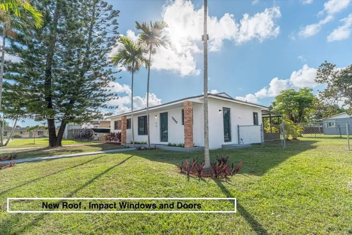 10060 SW 152nd Ter, Miami FL 33157 photo 2
