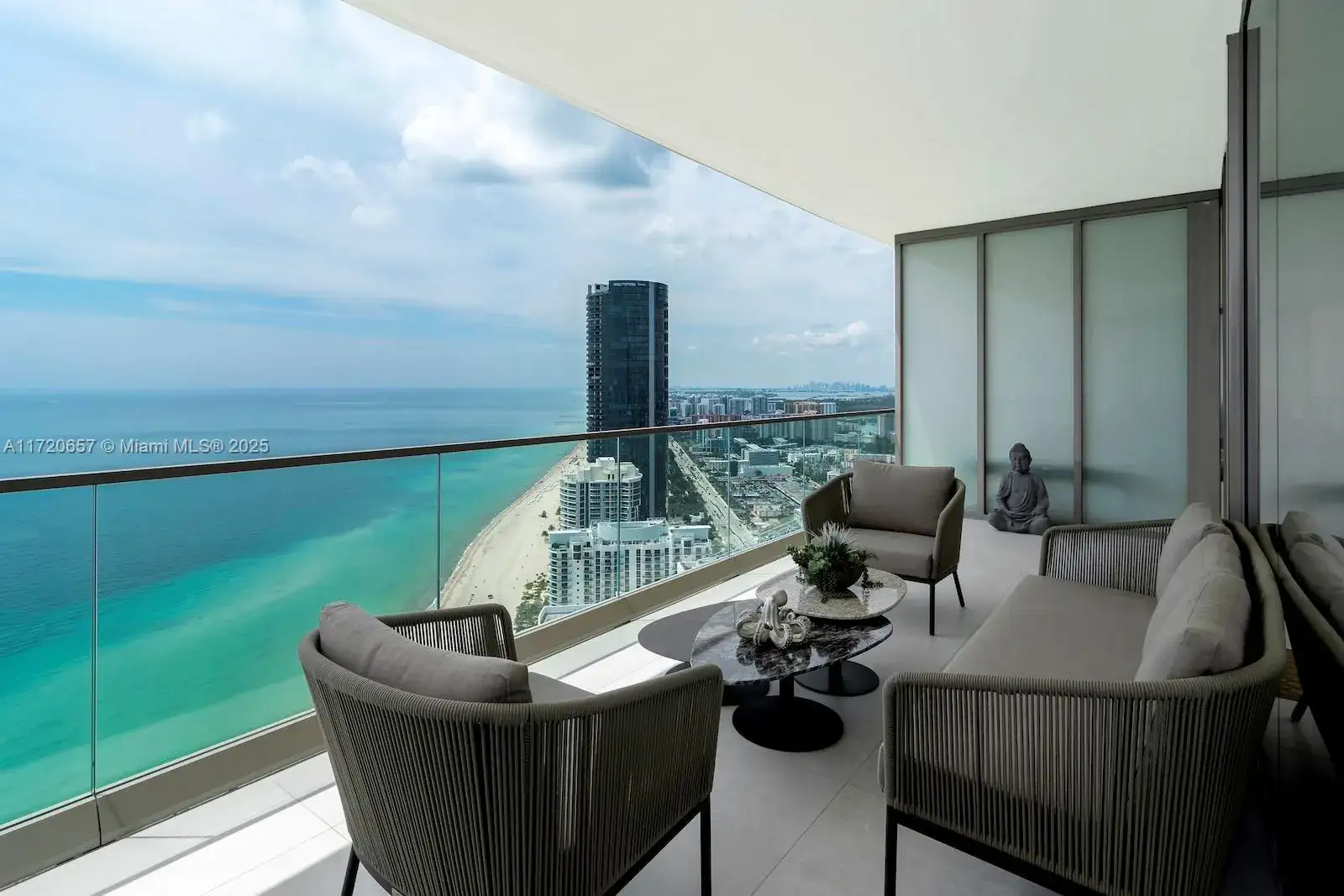 18975 Collins Ave # 4102, Sunny Isles Beach FL 33160 photo 3
