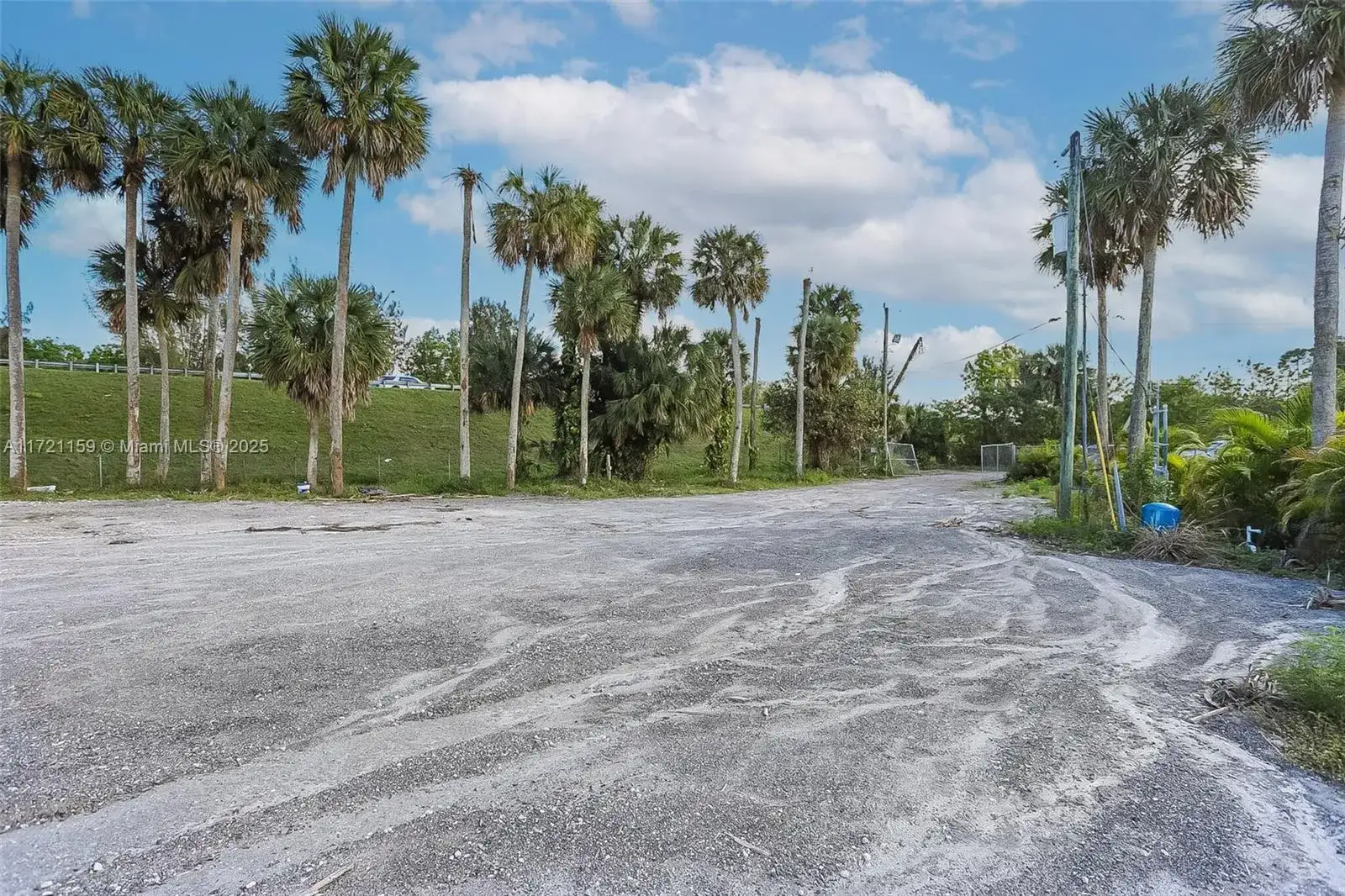 7601 Ellen Ln, West Palm Beach FL 33411 photo 4