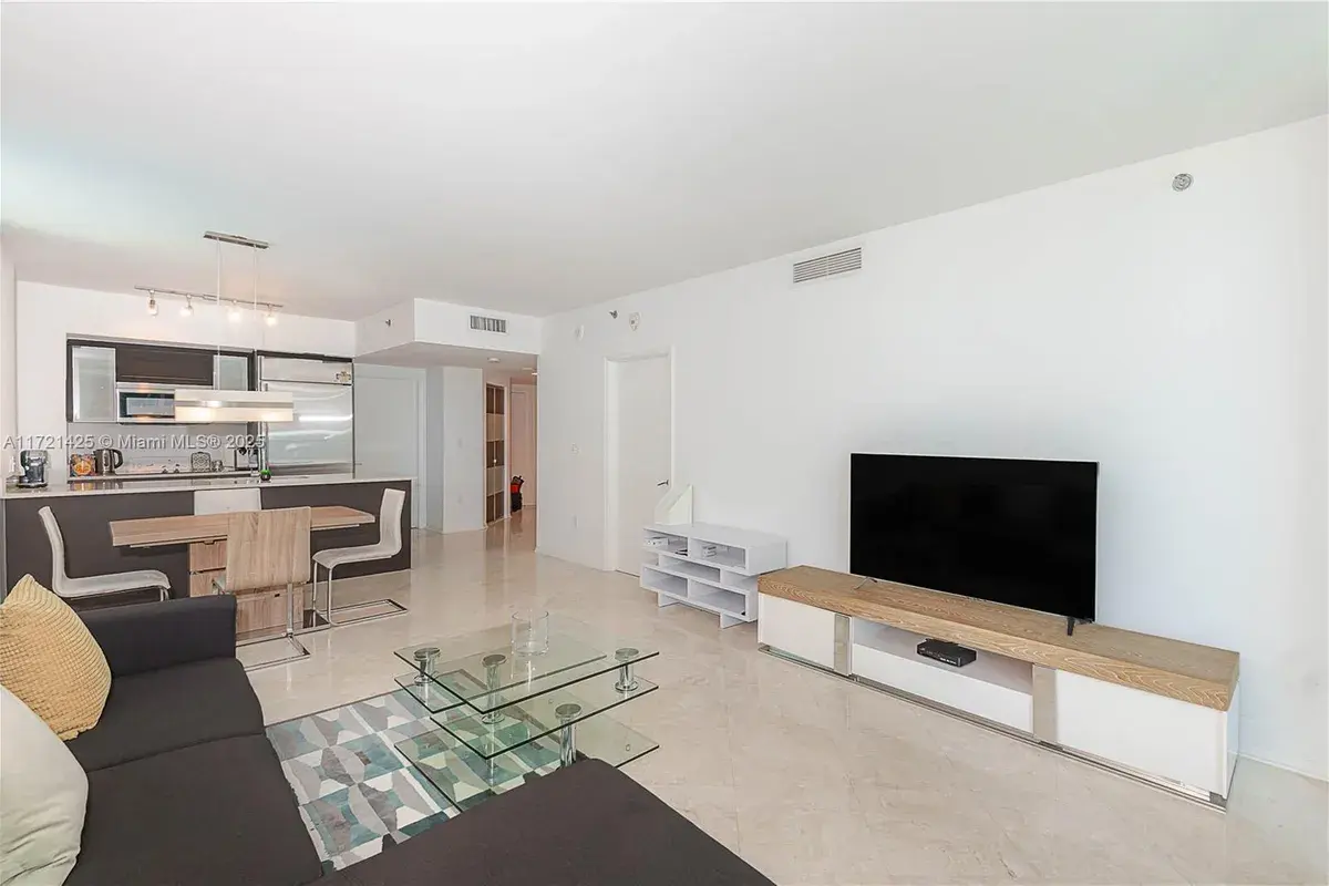 55 SE 6th St # 1507, Miami FL 33131